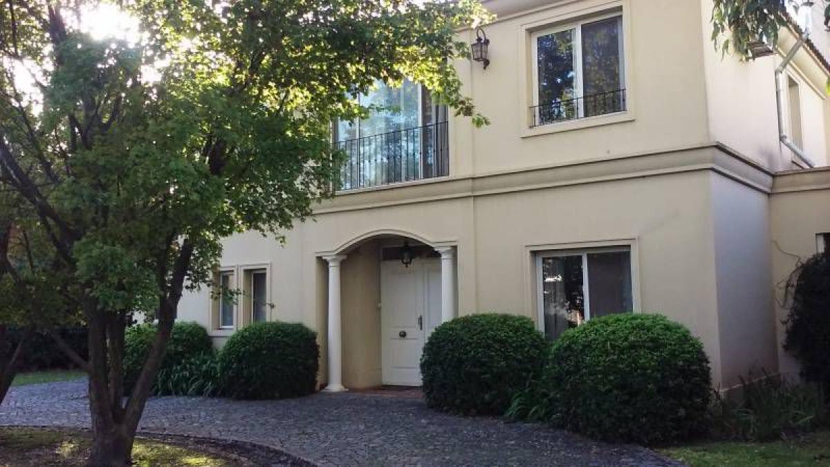 4 bedrooms House in Tigre, Argentina No. 5871