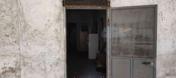 5 rooms Apartment in Pomezia, Italy No. 16319 8