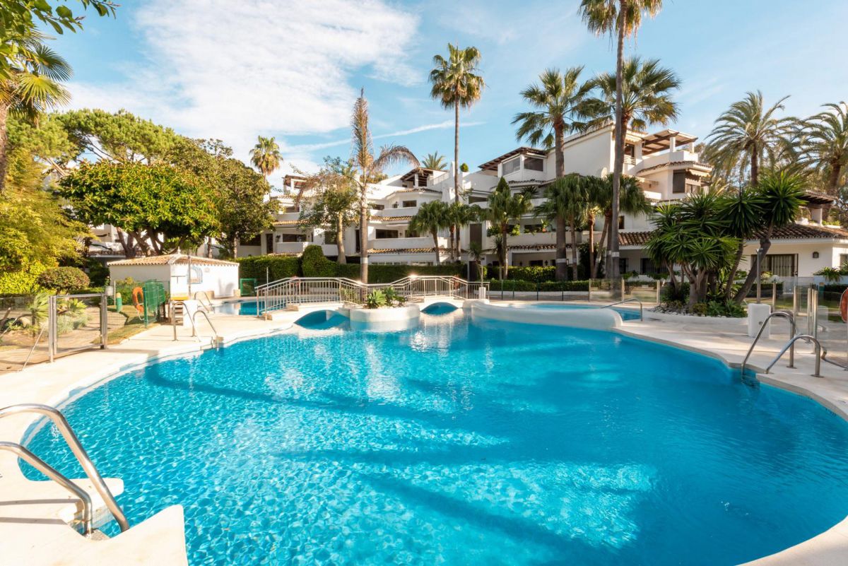  عقار تجاري في Barcelona, Spain 223متر مربع رقم 96406