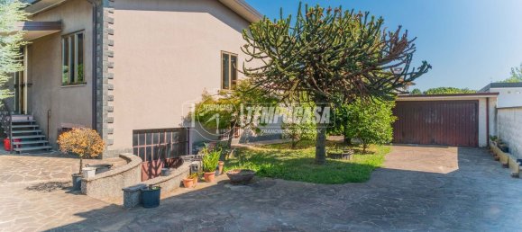 4-salle Villa à Inveruno, Italy No. 273869 17