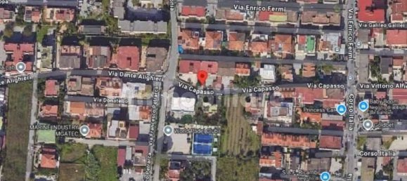 5 rooms Apartment in Villaricca, Italy No. 375554 3