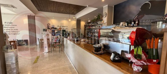 3غرفة عقار تجاري في Aquino, Italy رقم 284858 12