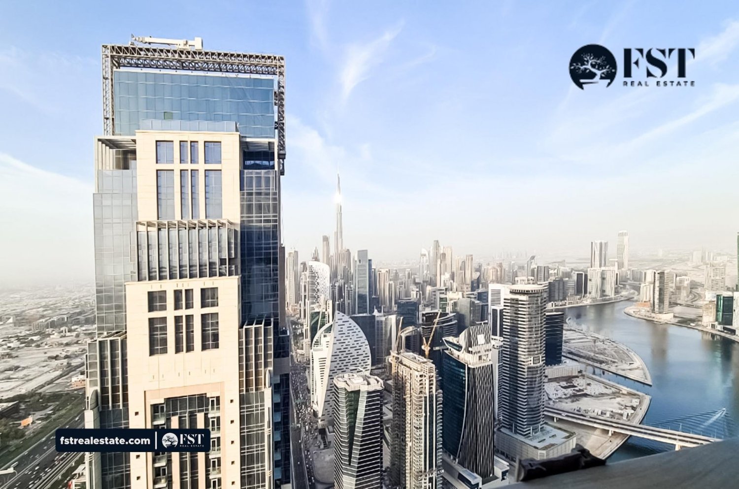 4 bedrooms Apartment in Business Bay, UAE No. 14876