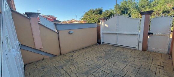 3 chambres Maison à Pomezia, Italy No. 339456 16