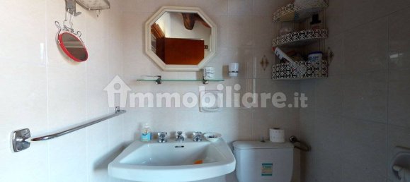 2 Schlafzimmer Haus in Coreglia Antelminelli, Italy, Nr. 237814 24