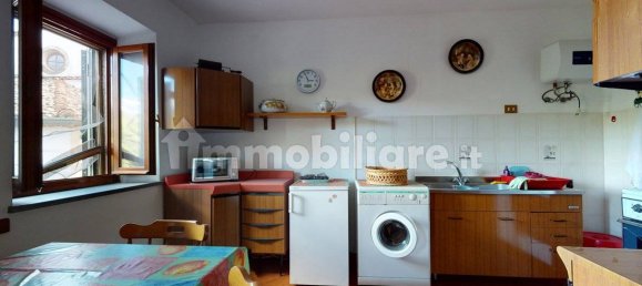2 Schlafzimmer Haus in Coreglia Antelminelli, Italy, Nr. 237814 11