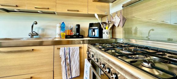 4 rooms Penthouse in Magenta, Italy No. 339094 3