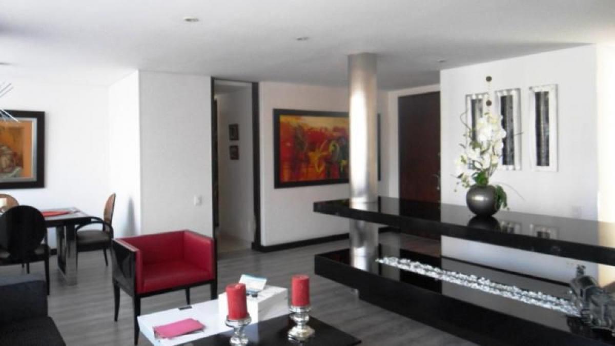 Casa de 3 dormitorios en Bogotá, Colombia No. 10537