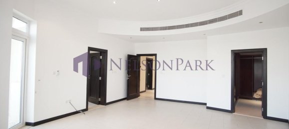 6 bedrooms Villa in Doha, Qatar No. 1164 18