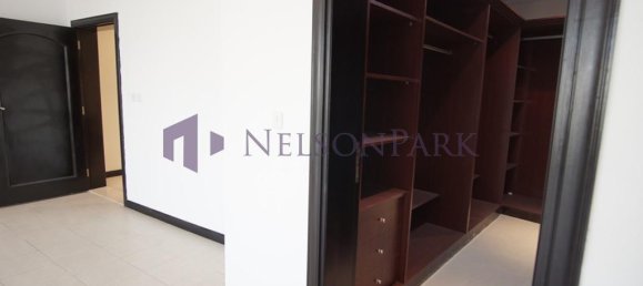 6 bedrooms Villa in Doha, Qatar No. 1164 20