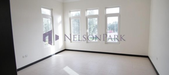 6 bedrooms Villa in Doha, Qatar No. 1164 10