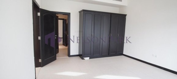 6 bedrooms Villa in Doha, Qatar No. 1164 19