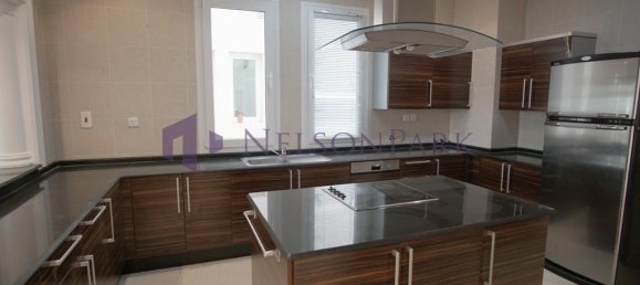 6 bedrooms Villa in Doha, Qatar No. 1164 5