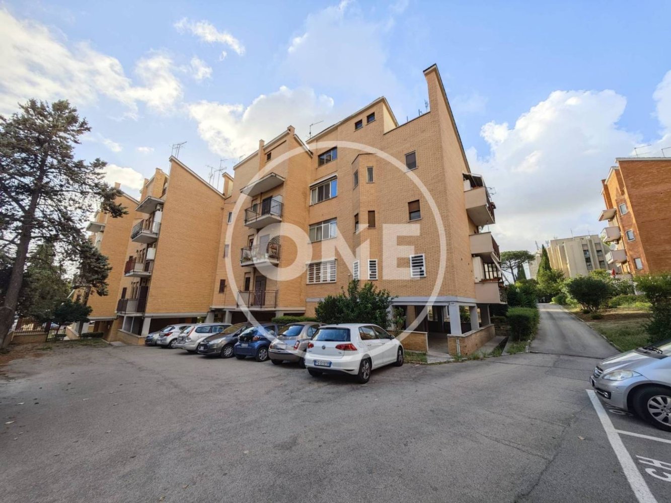 3 Schlafzimmer Wohnung in Pomezia, Italy, Nr. 351789