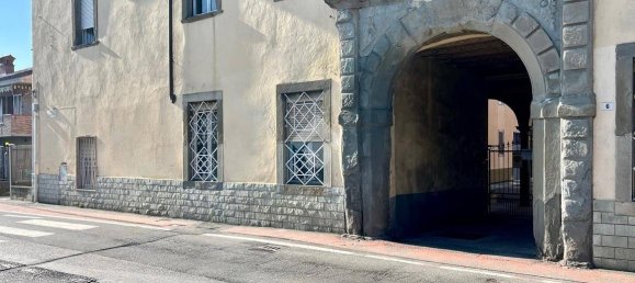 Дом с 6 спальнями в Бонате Сопра, Италия № 357226 2