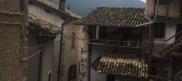 5 rooms House in Vallarsa, Italy No. 151574 9