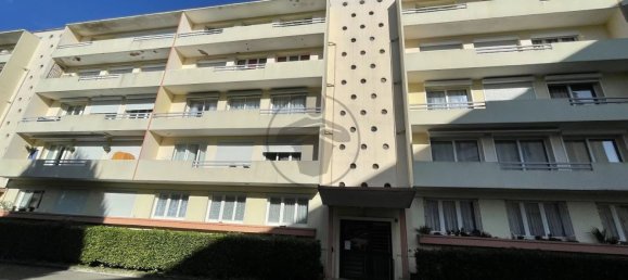 Квартира с 3 спальнями в Сен-Кантен, Франция № 210609 9