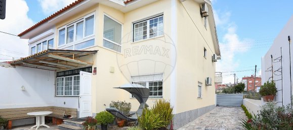 3 bedrooms House in Sintra, Portugal No. 39797 2