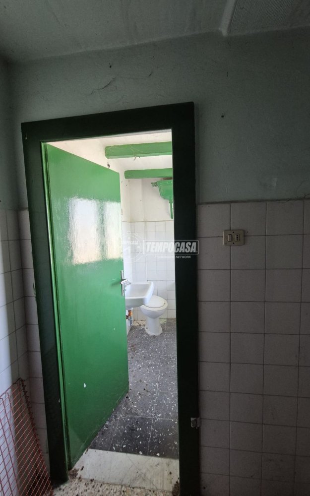 3 bedrooms Apartment in Fornovo di Taro, Italy No. 348684