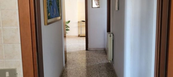 4 rooms Apartment in Messina, Italy No. 83220 13