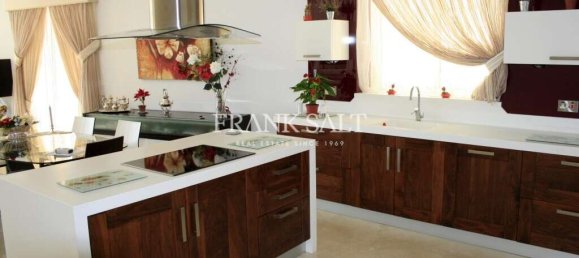 3 chambres Appartement à Ta' Xbiex, Malta No. 3504 12