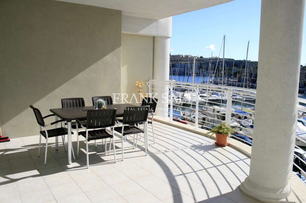 3 chambres Appartement à Ta' Xbiex, Malta No. 3504