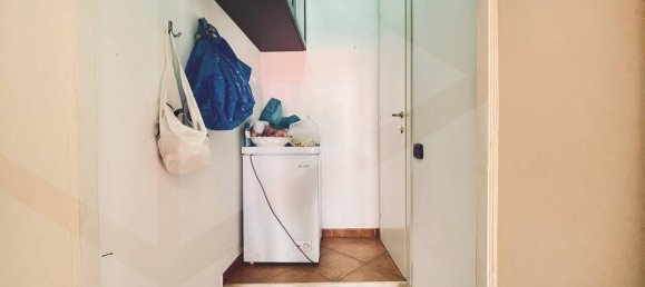 3-Zimmer Wohnung in Naples, Italy, Nr. 34528 2
