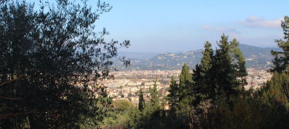 5 rooms Apartment in Florence, Italy No. 233127 10