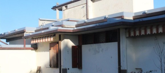 5 rooms Apartment in Florence, Italy No. 233127 5