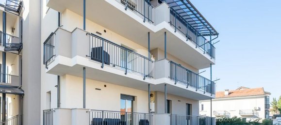 2 bedrooms Apartment in Grugliasco, Italy No. 72868 4