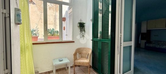 Studio in Ischia, Italy, Nr. 33967 17