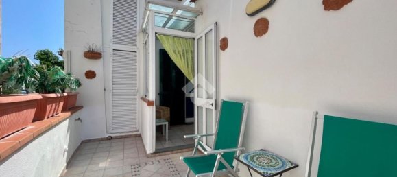 Studio in Ischia, Italy, Nr. 33967 5