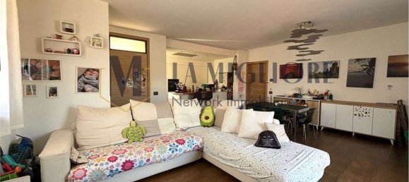 3 bedrooms House in Vaiano, Italy No. 323727 4