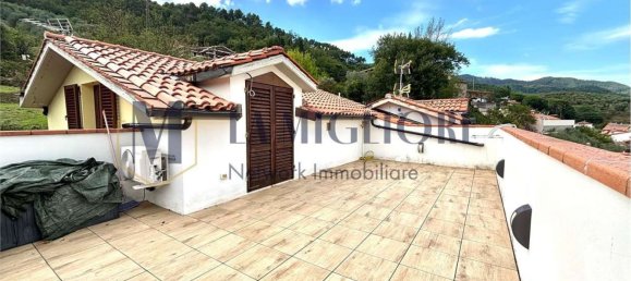 3 bedrooms House in Vaiano, Italy No. 323727 16