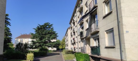 2 bedrooms Apartment in Groslay, France No. 304382 9