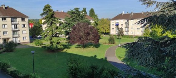 2 bedrooms Apartment in Groslay, France No. 304382 10