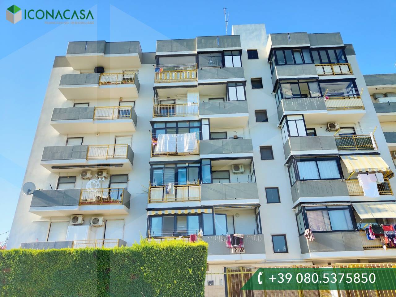 Квартира с 3 комнатами в Модуньо, Италия № 22083