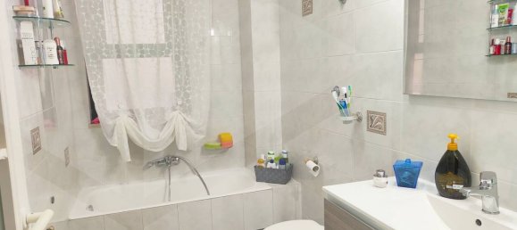 Квартира с 3 комнатами в Модуньо, Италия № 22083 11