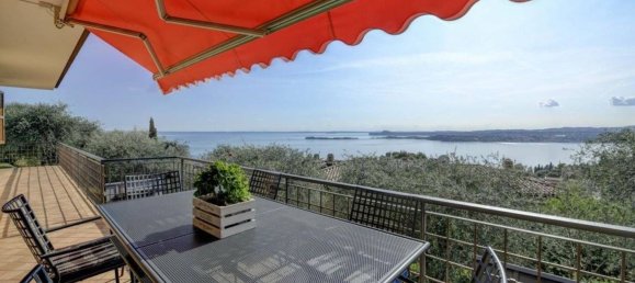 9-salle Villa à Gardone Riviera, Italy No. 8015 8