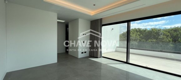 4 bedrooms House in Quarteira, Portugal No. 132563 4