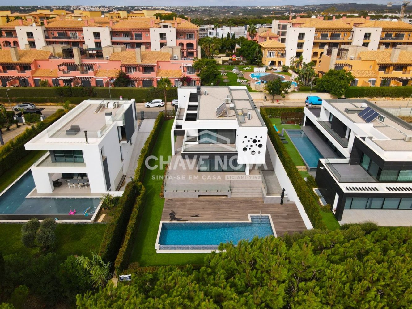 4 bedrooms House in Quarteira, Portugal No. 132563