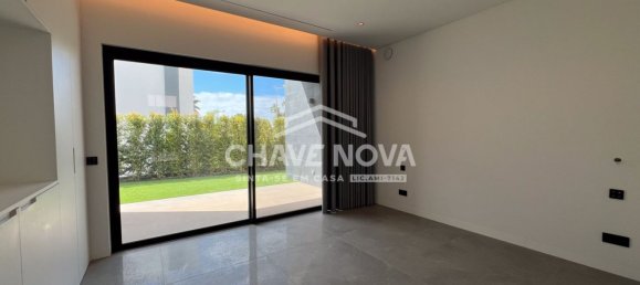 4 bedrooms House in Quarteira, Portugal No. 132563 35