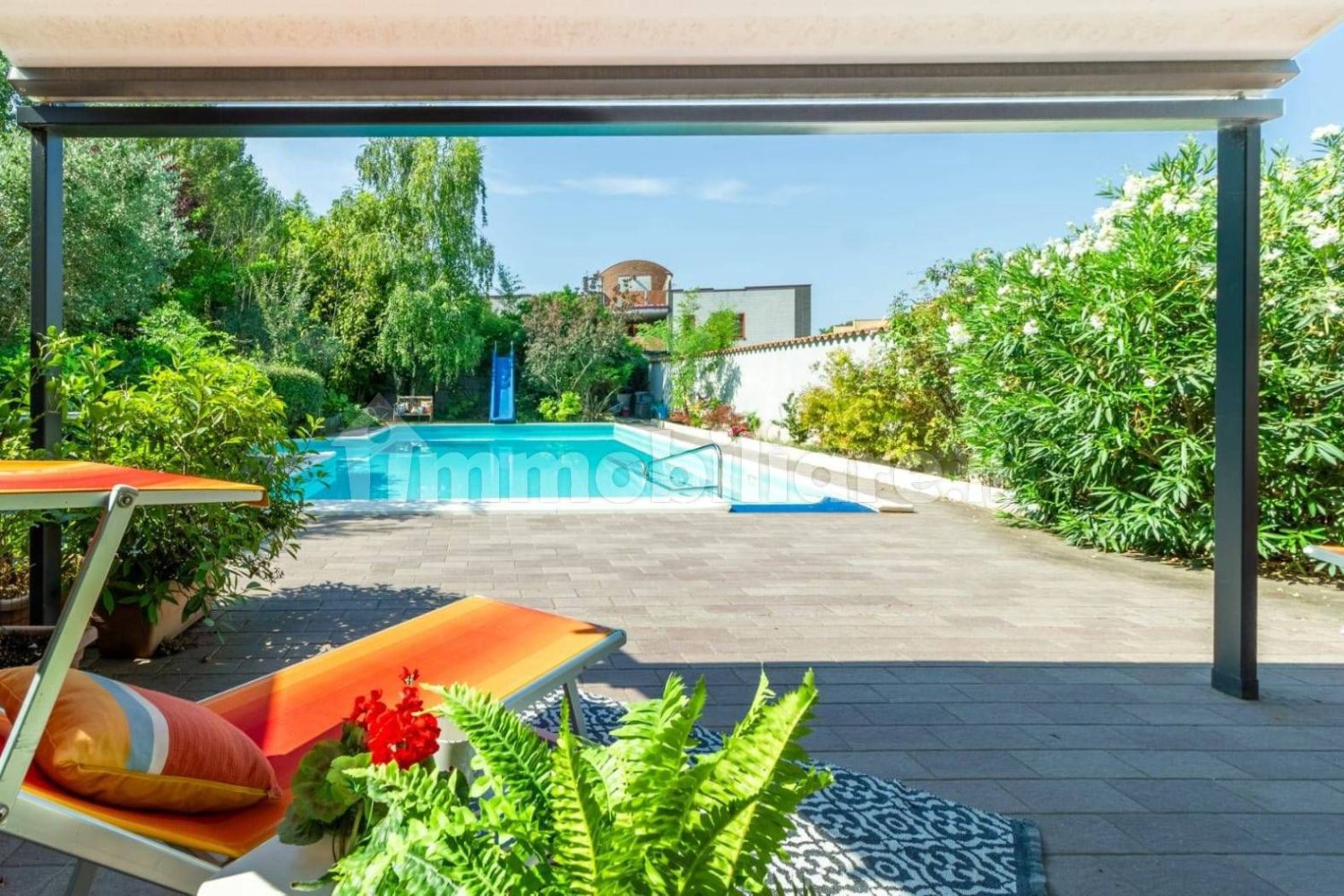 Villa T4 em Cento, Italy N.º 311372