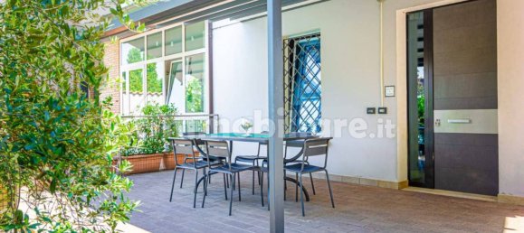 Villa T4 em Cento, Italy N.º 311372 11