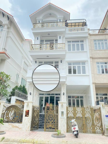 200m² Villa in District 7, Vietnam No. 7532