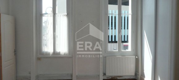 2 chambres Appartement à Châteauroux, France No. 276739 2