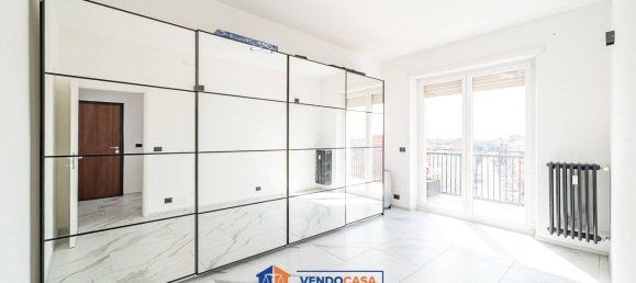 2 bedrooms Penthouse in Carmagnola, Italy No. 283134 9