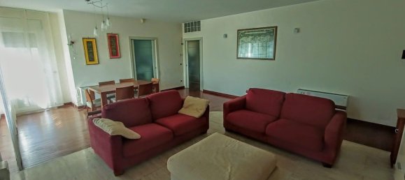 5-Zimmer Wohnung in Termoli, Italy, Nr. 251220 3