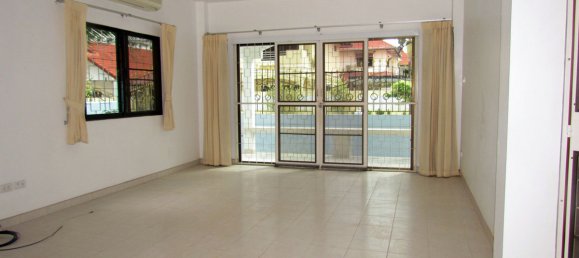 Café/restaurante de 3 dormitorios en Pattaya, Thailand No. 846 5