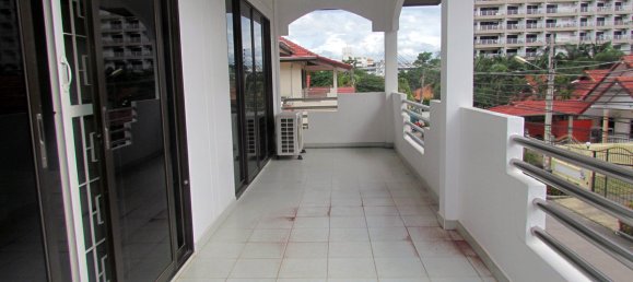 Café/restaurante de 3 dormitorios en Pattaya, Thailand No. 846 13